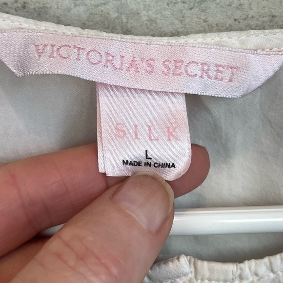 Vintage Victoria's Secret 100% Silk Ivory Embroidered Sz L Top Boho Romantic - Picture 7 of 16